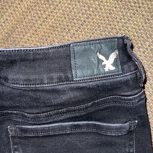 American Eagle Capris - Picture 5 of 5